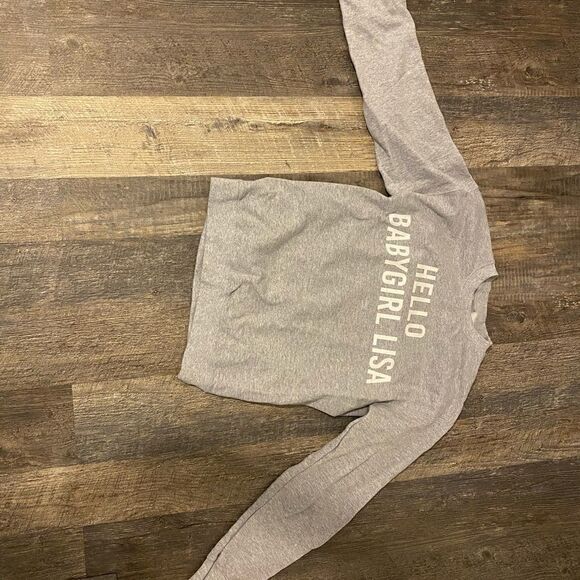 [90 Day Fiancé] BNWOT baby girl Lisa sweatshirts #2 - Picture 2 of 5